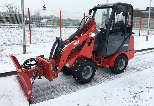 Toyo Hoflader Modell 826-III Stage V Kabine — Hoflader, 25 PS — Ansicht 4