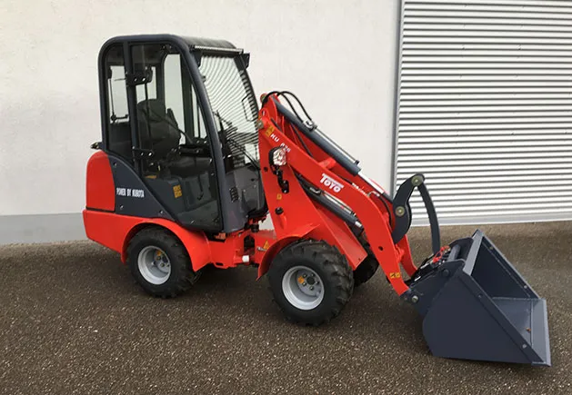 Toyo Hoflader Modell 826-III Stage V Kabine — Hoflader, 25 PS — Ansicht 5