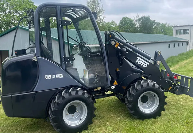 Toyo Hoflader 836-II Kabine StageV — Hoflader, 25 PS — Ansicht 4