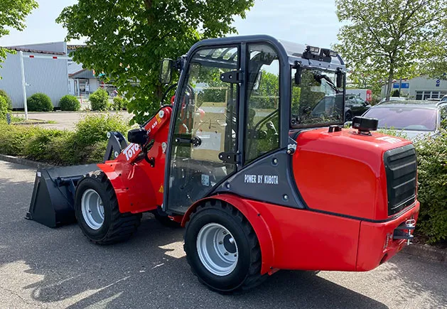 Toyo Hoflader 839 LP (Low Profile) mit Kabine — Hoflader, 25 PS — Ansicht 3
