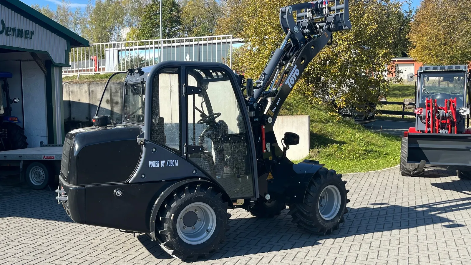 Toyo Hoflader 839 LP (Low Profile) mit Kabine — Hoflader, 25 PS — Ansicht 4